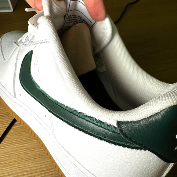 Nike Air Force 1 Low Custom Evergreen Swoosh Men’s 9.5 NEW w/Box - Picture 15 of 16